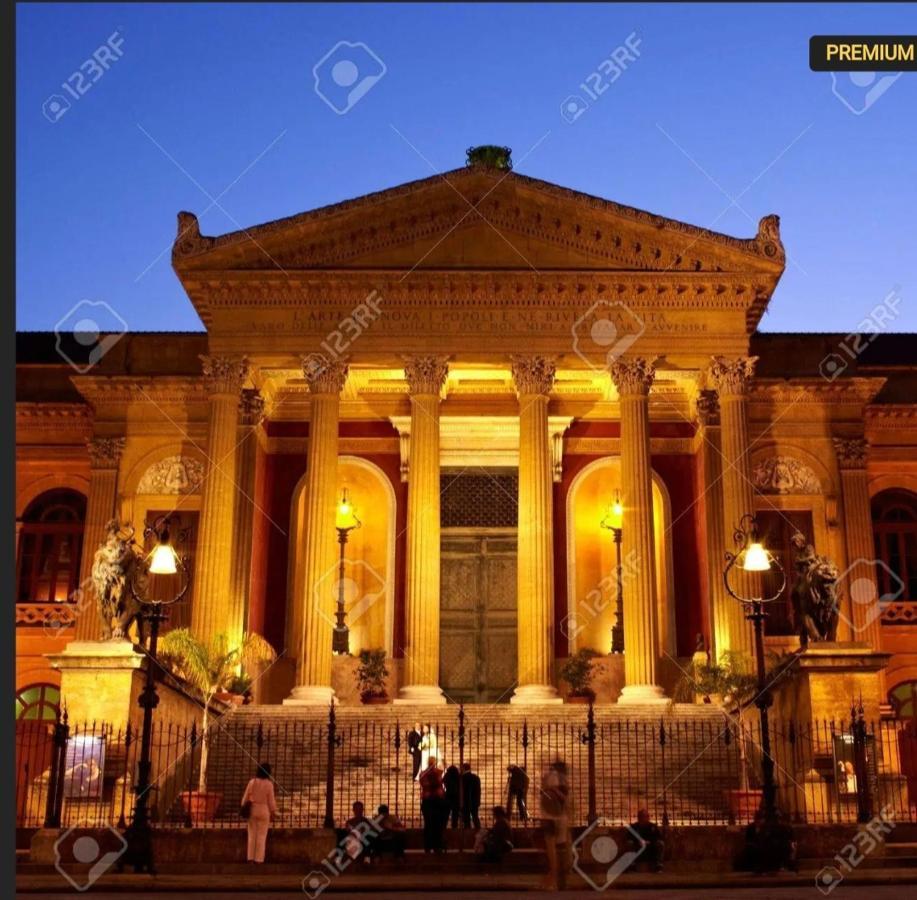 Piccola Suite E Dimora Del Teatro Massimo Palermo Kültér fotó
